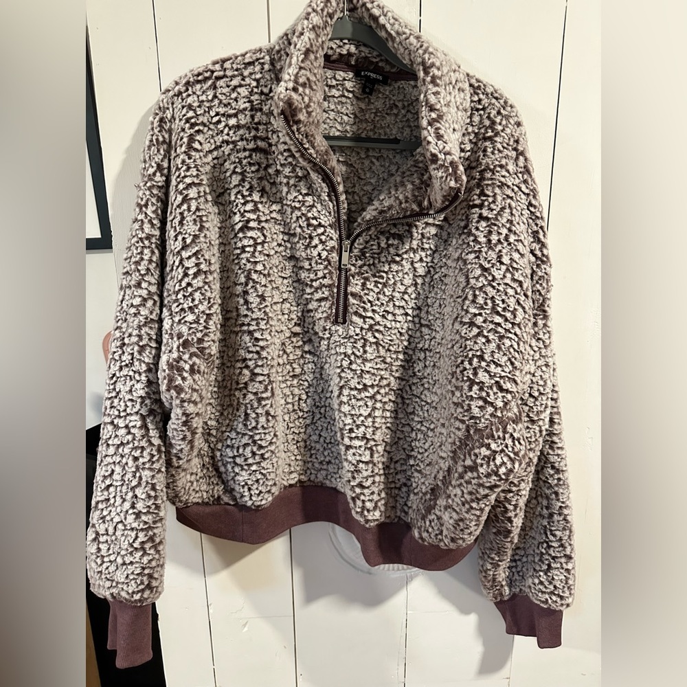 Price drop! 🚨🚨 Express Purple Pullover Sherpa Jacket, Size XL